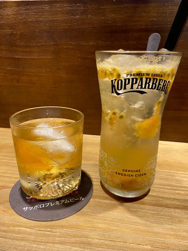 梅酒梳打& 百香果威士忌梳打