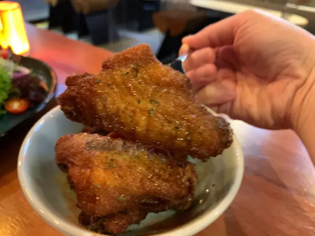 孜然風味原隻單骨雞翼