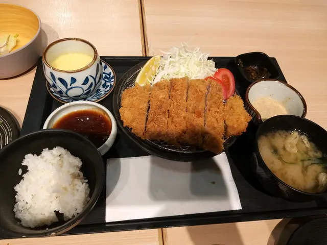 吉列豬扒飯