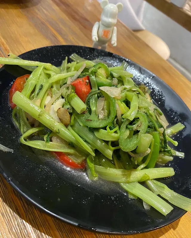 蝦醬炒通菜