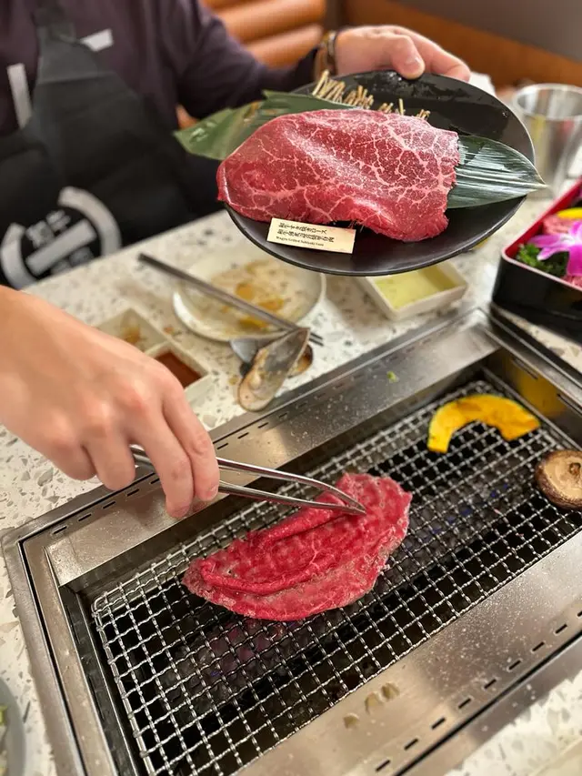 和牛薄炙壽喜燒里脊肉