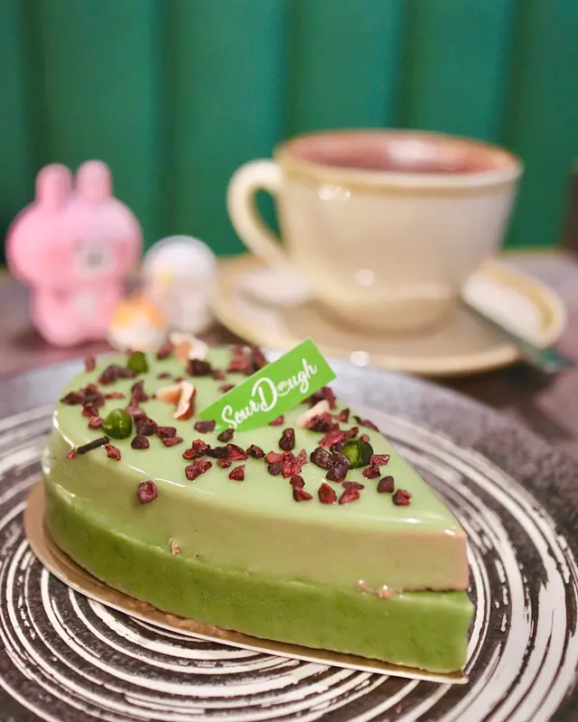 Pistachio Petal