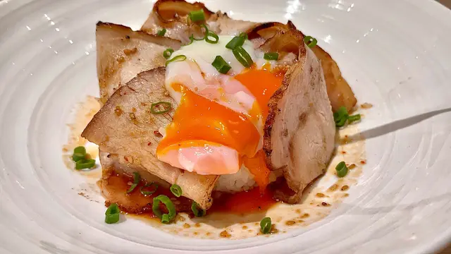 沖繩琉香豚肉飯(配慢煮蛋)