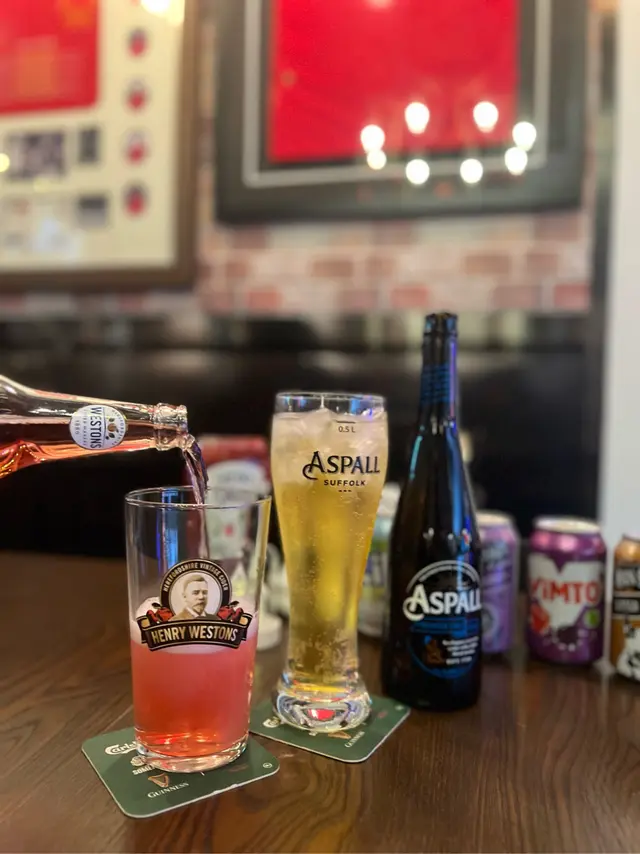 Aspall  premier  CRU,   Henry  Weston  Rose