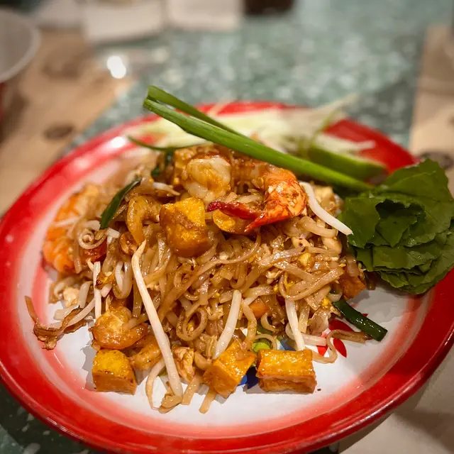 泰式虎蝦炒金邊粉
