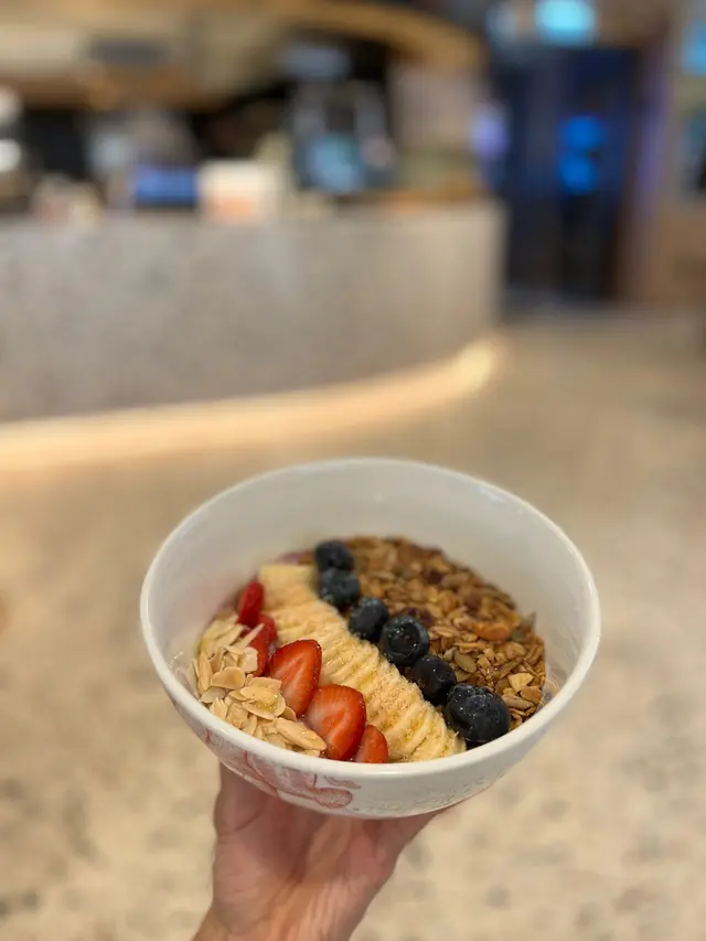 Acai Yogurt Bowl
