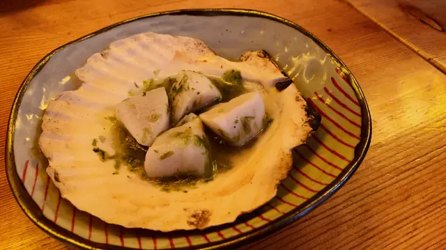 帆立貝加左昆布調味,肉質爽彈鮮甜~