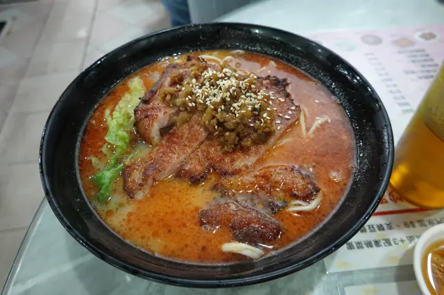 豬扒担担湯拉麵