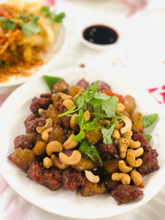 黑椒薯仔牛柳粒