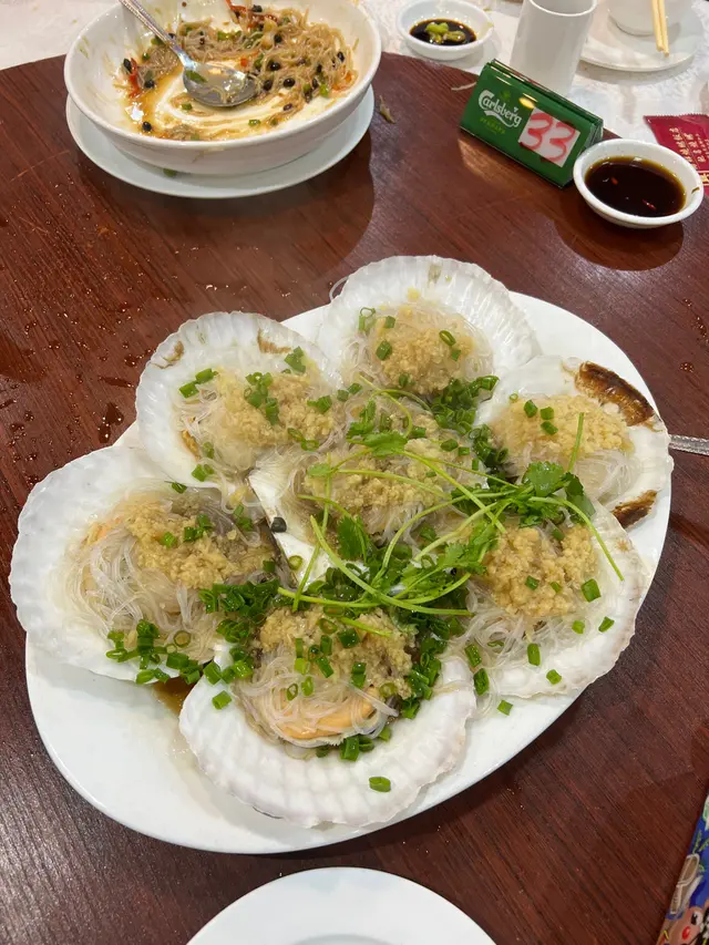 蒜蓉粉絲蒸扇貝