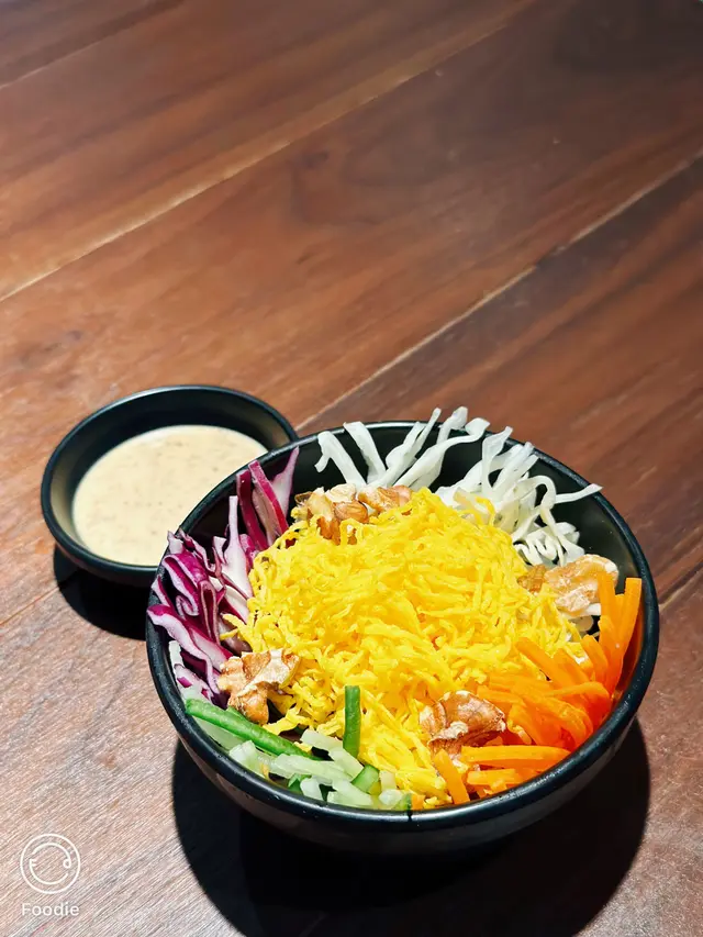 蔬菜撈起配自製日式芝麻醬