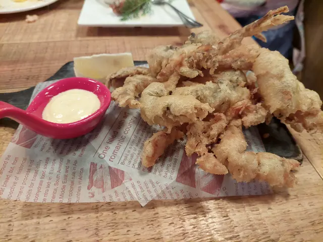 意式脆炸軟殼蟹配蒜味芥末醬