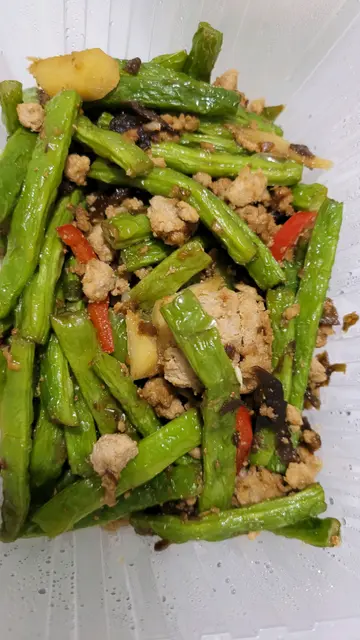 榄菜肉松四季豆