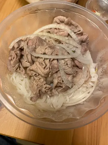 越北生牛肉湯粉