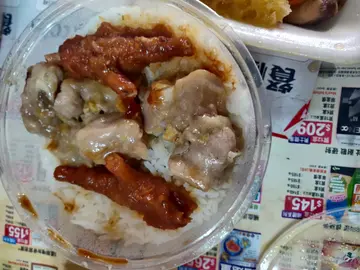 凤爪排骨饭