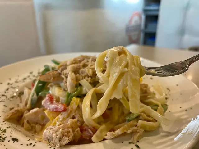 蟹肉雜菌忌廉闊條麵