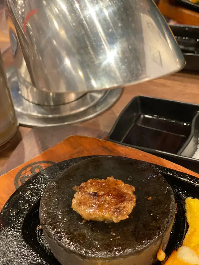 你可以自行決定漢堡扒大小