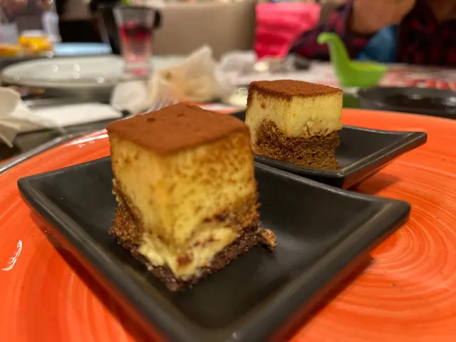 Tiramisu我至愛👍🏻食左好多件