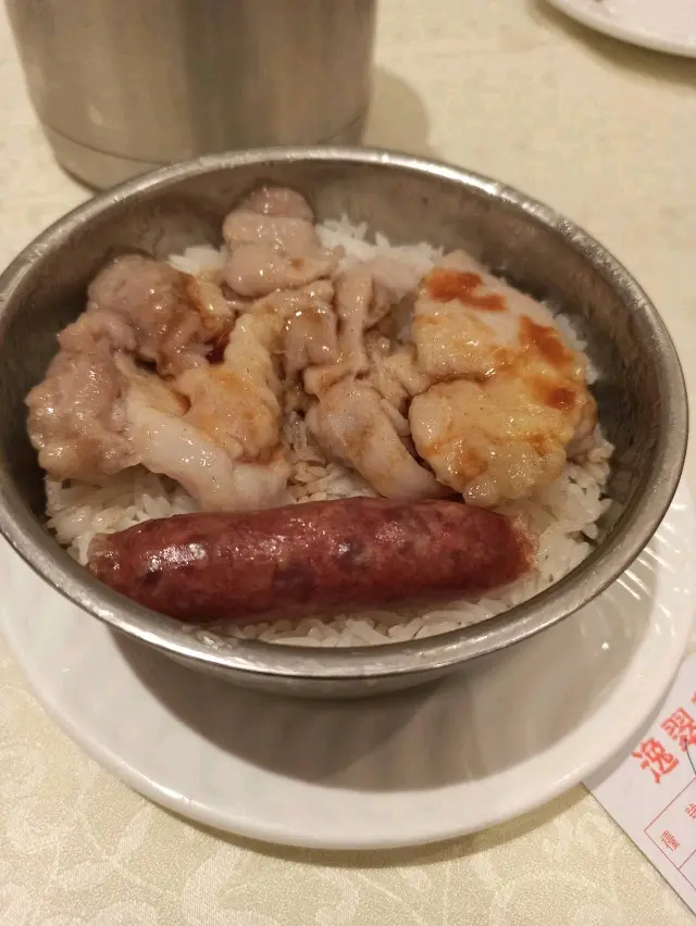 滑雞臘腸飯
