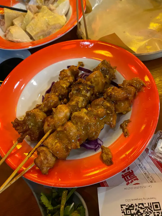 沙爹係酸,食咗半串就退咗