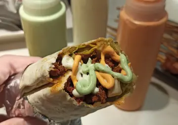 异地烤羊肉卷饼