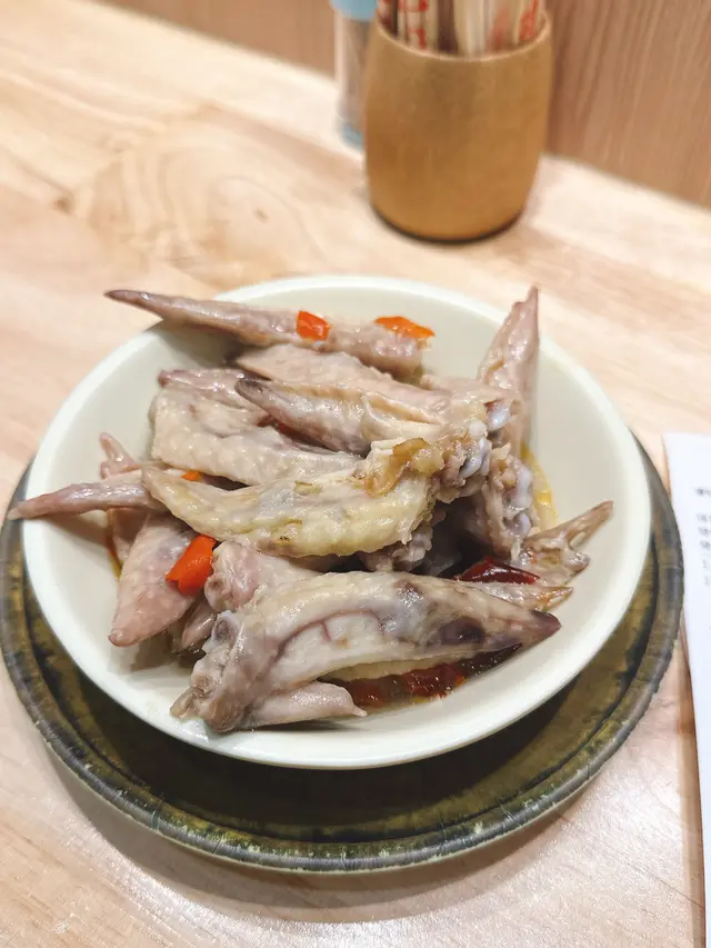 蒜香辣辣雞翼尖