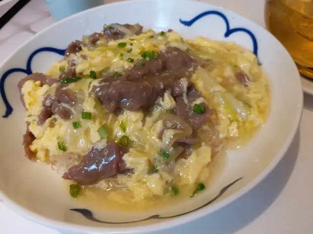 滑蛋鮮牛肉煎米粉