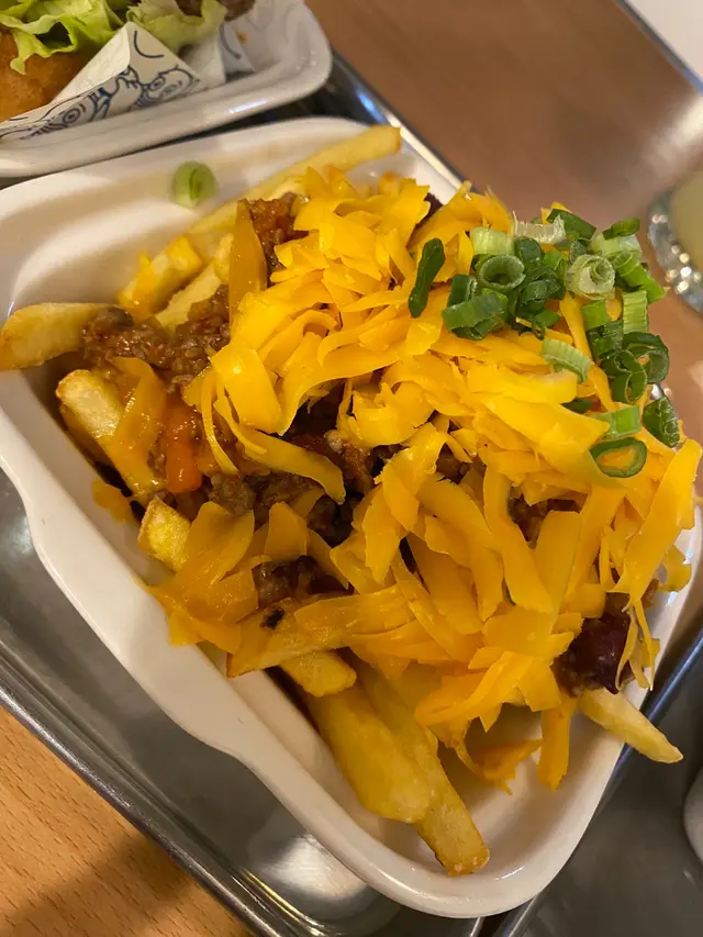辣肉醬薯條
