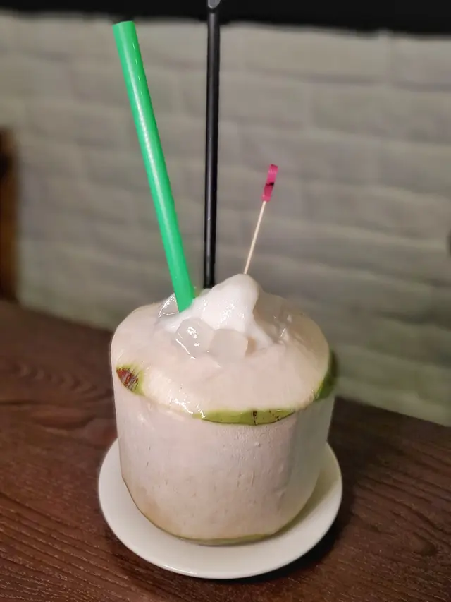 原隻椰青沙冰