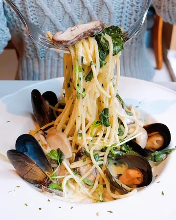 香草酱蓝青口意大利粉 