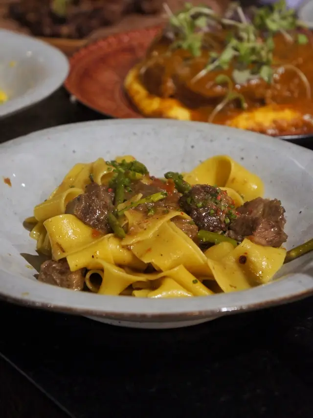 伯爵茶胡椒慢煮牛面大頰特寬麵 ($158)