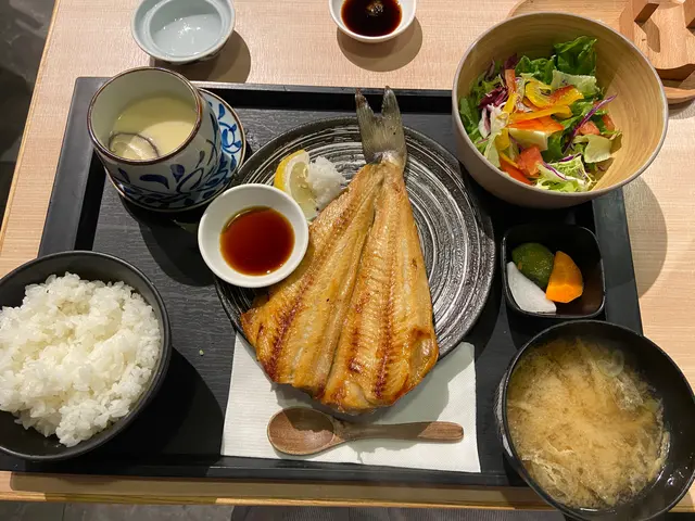 花魚一夜乾定食