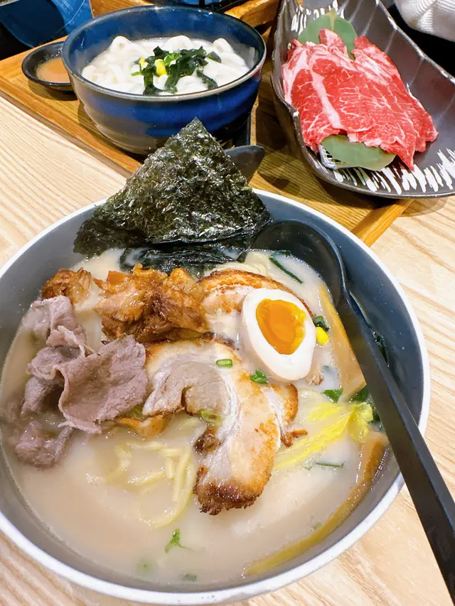 叉燒係炙燒過  好香口