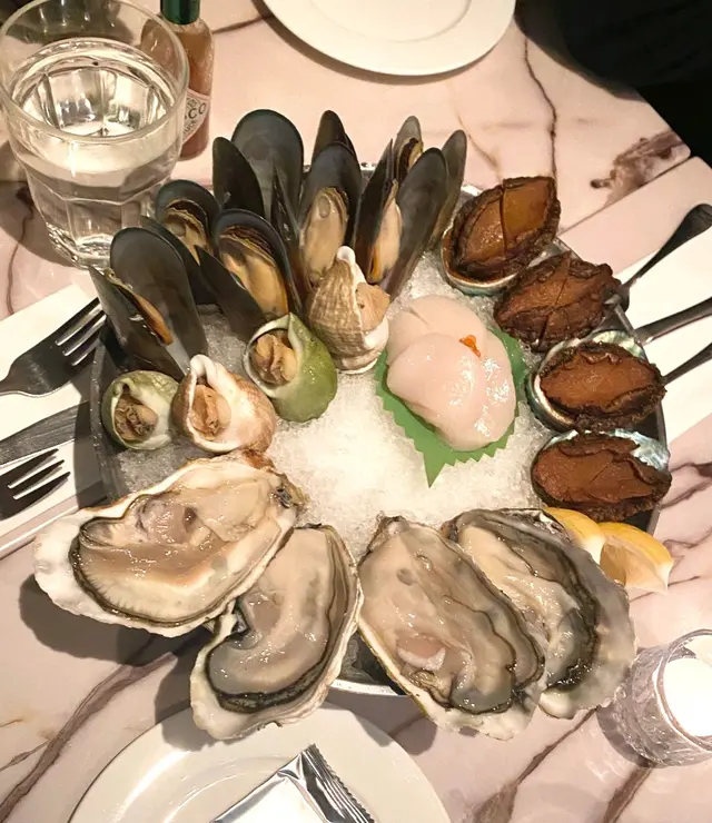 海鮮拼盤(4人份量)