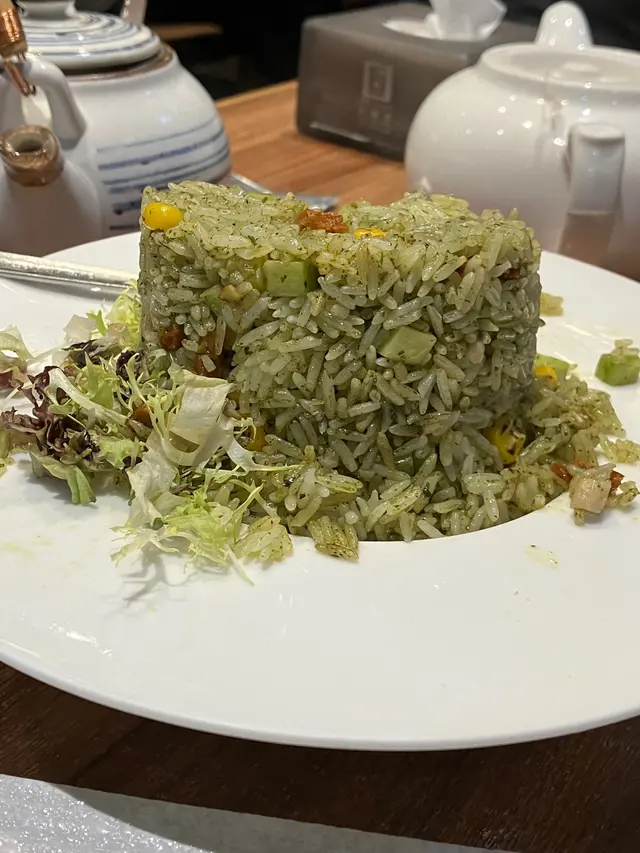 松露牛油果炒飯