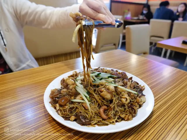 海鮮炸醬麵