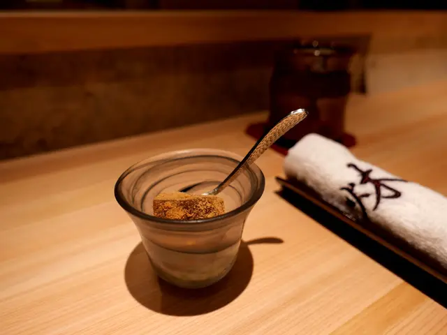 開心果雪糕,黑糖蕨餅