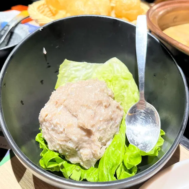 鯪魚滑嘅份量都好多,可以整到15至20個!鯪魚肉都好新鮮,唔會有魚腥味,肉質都幾結實!👍🏻