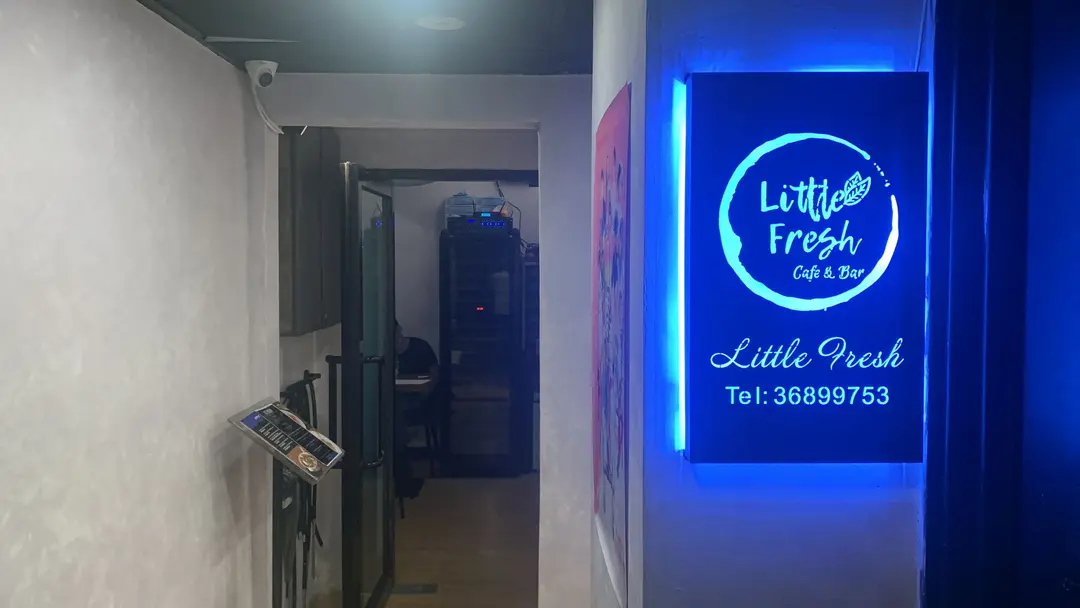 Little Fresh Cafe & Bar