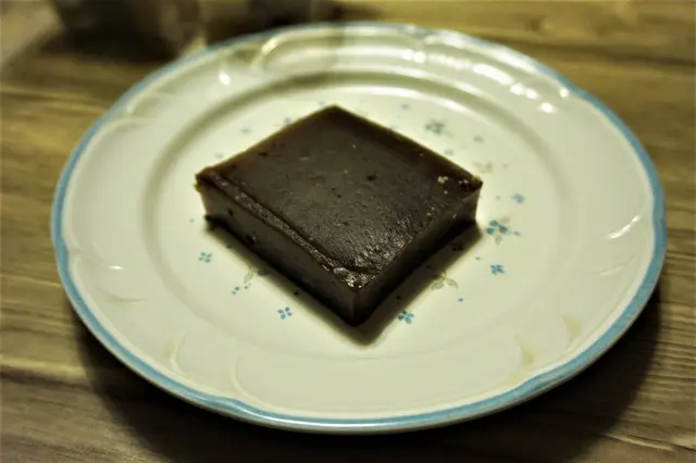 黑糖薑汁糕