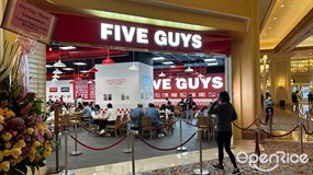 FIVE GUYS