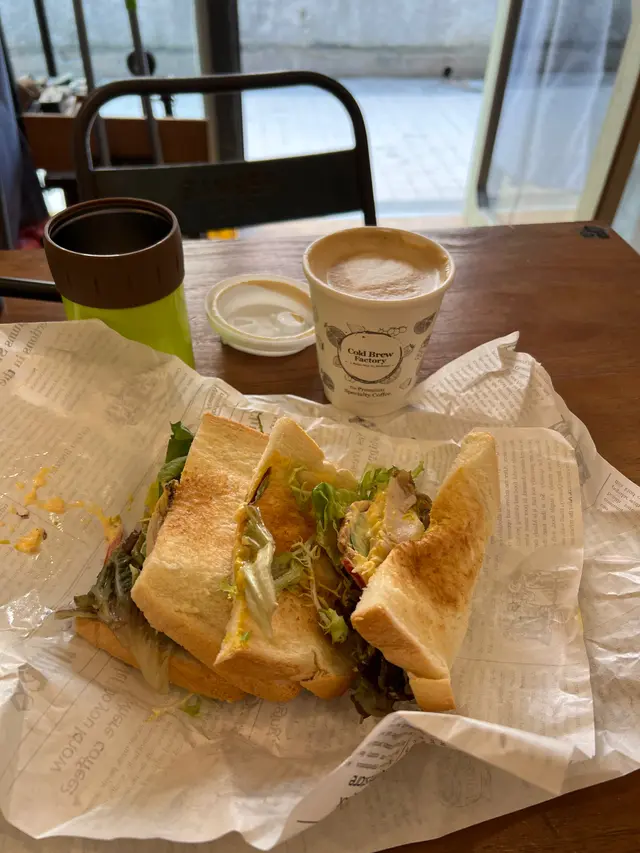 雞肉三文治加肥威