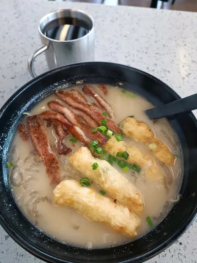 豬頸肉腐皮蝦卷紅薯粉