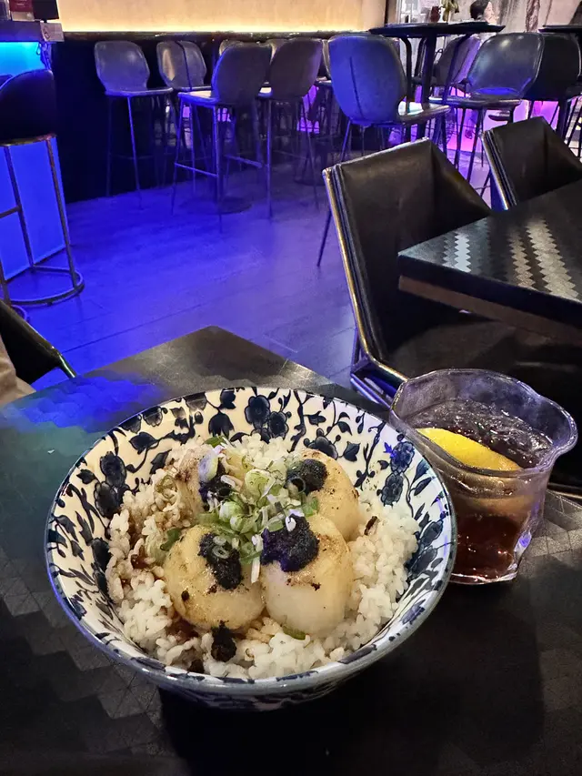 燒黑松露帶子珍珠飯