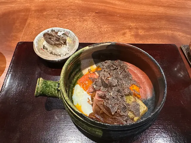 壽喜燒配溫泉蛋