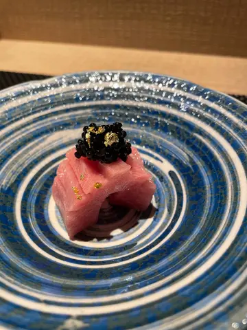 Caviar on toro