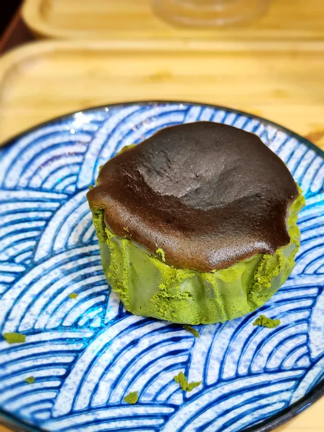 抹茶巴斯克蛋糕