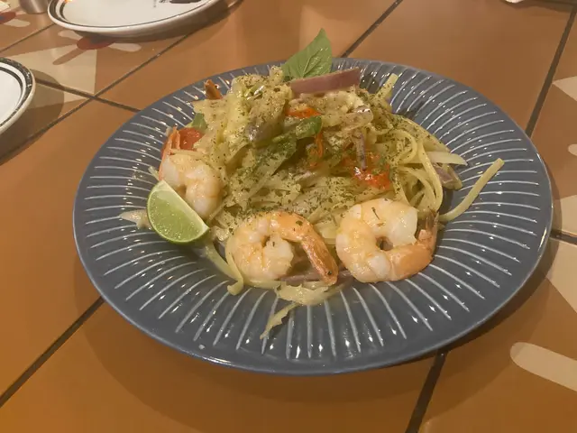 椰香蕃茄冬陰功炒意大利麵