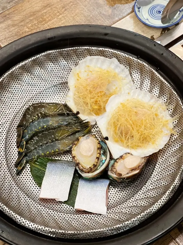 馬友魚&鮑魚&蒜蓉粉絲蒸扇貝&蝦