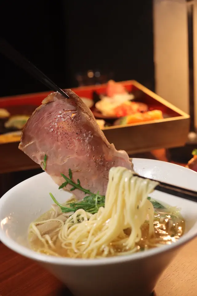 法式烤牛清湯拉麵